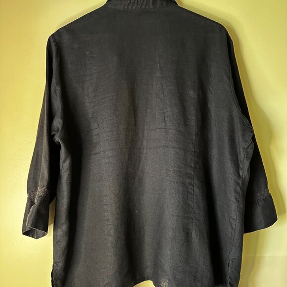 Black Laura Plus (18) Linen Blouse - Picture 4 of 6